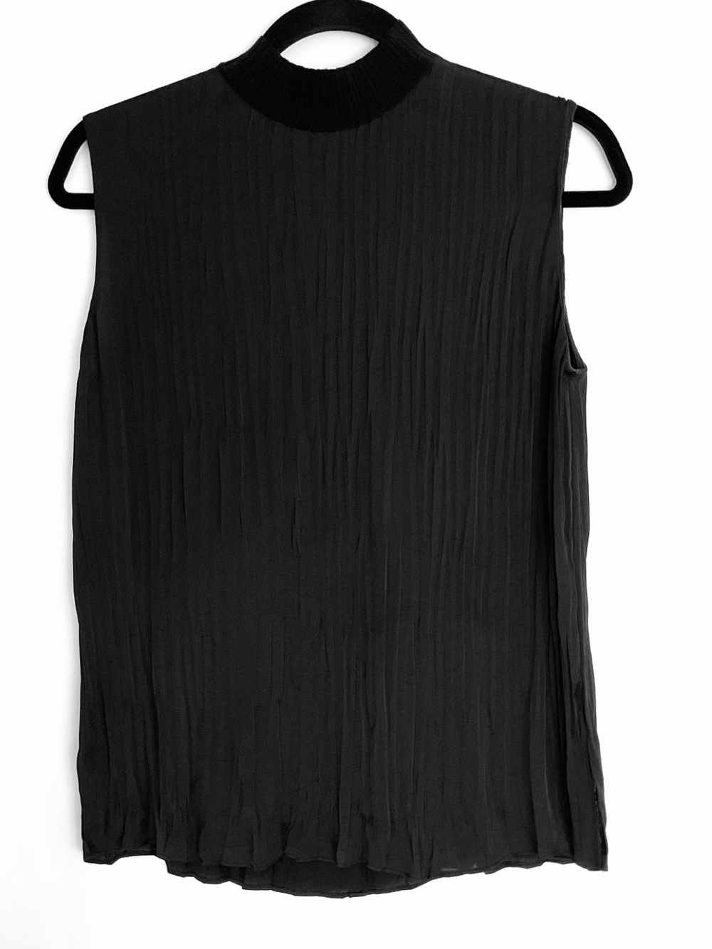 Vince Black Sleeveless Pleated Mock Neck Top